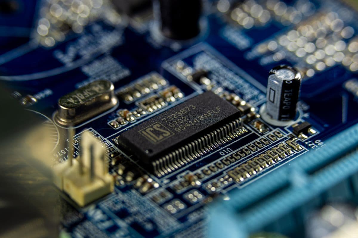 Technology — Software, platforms & automation